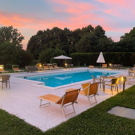 Hotel Le Ville Modena Ngoại thất bức ảnh