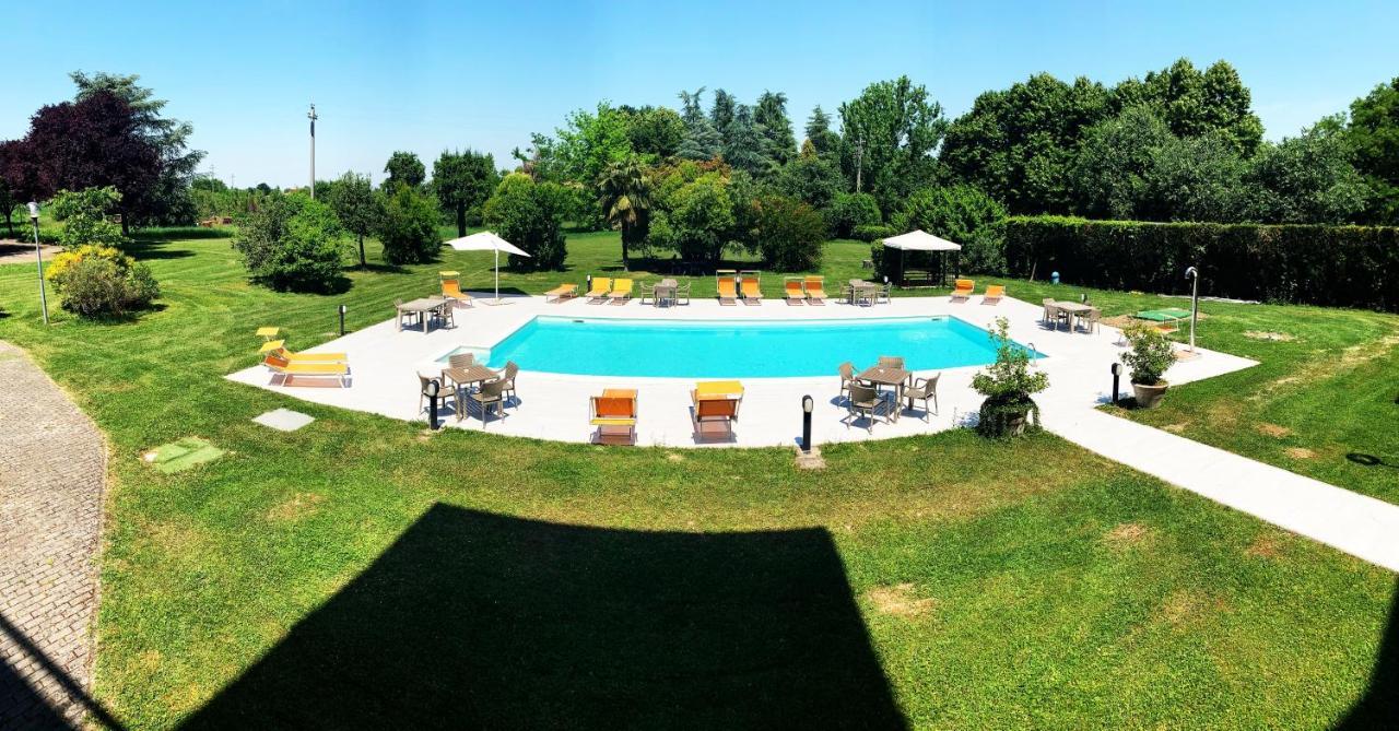 Hotel Le Ville Modena Ngoại thất bức ảnh