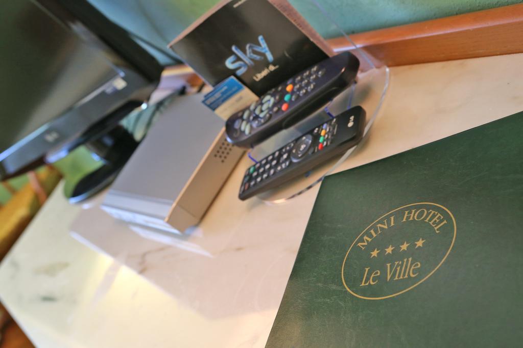Hotel Le Ville Modena Phòng bức ảnh