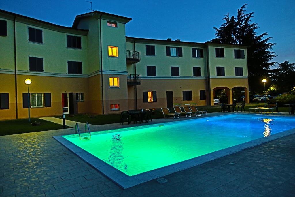 Hotel Le Ville Modena Ngoại thất bức ảnh