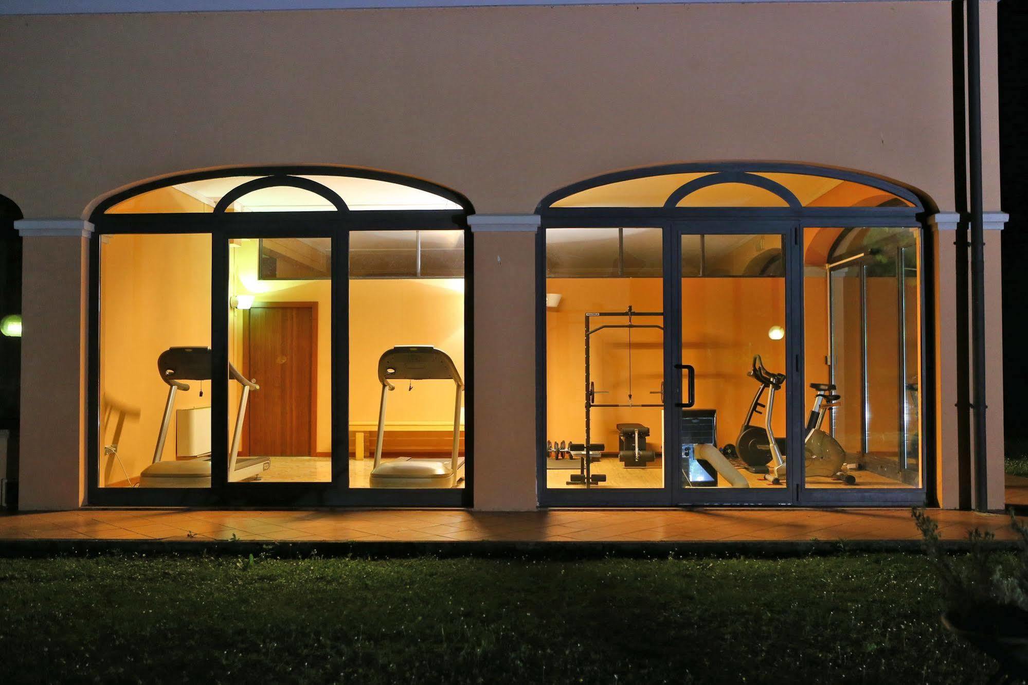 Hotel Le Ville Modena Ngoại thất bức ảnh