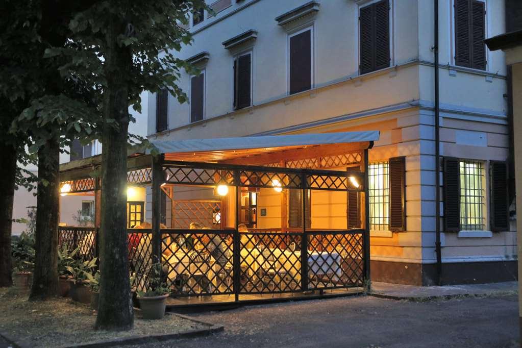Hotel Le Ville Modena Nhà hàng bức ảnh